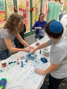 USY in the sukkah 2025 2